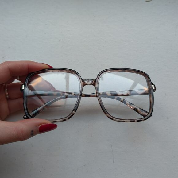 Retro Brown Tortishell Square Sunglasses 70s Festival Sunnies Zebra Print Shades - Picture 6 of 7